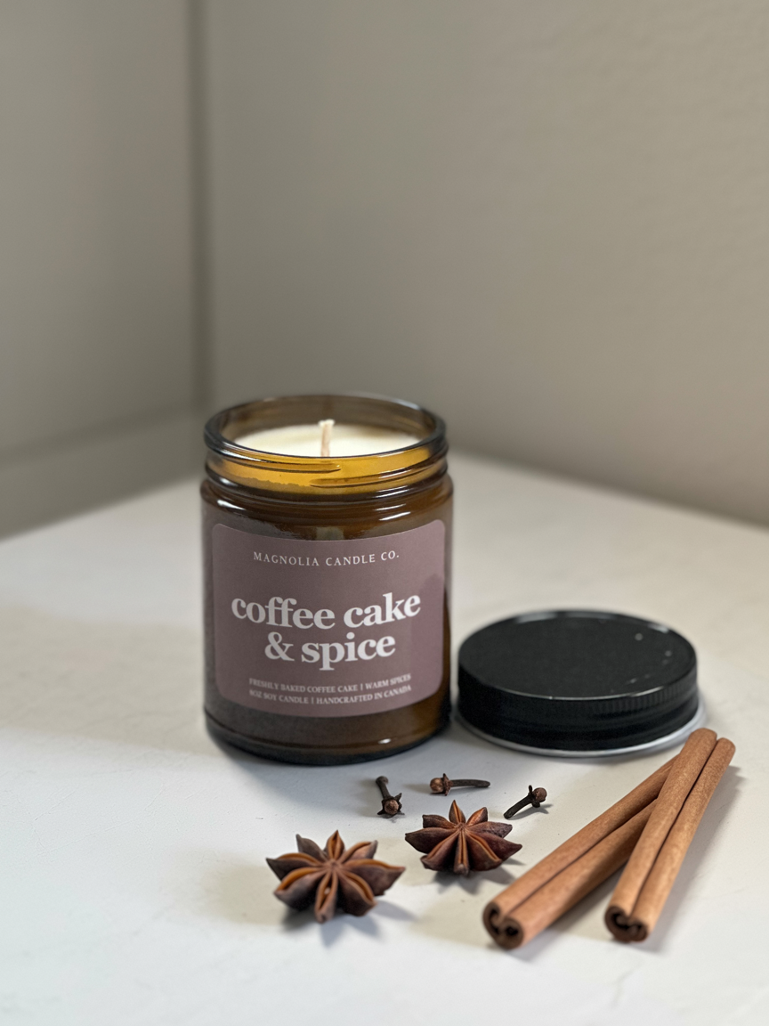 Gâteau au café & épices - Bougie d'automne - Pot ambré 8oz - Bougies et cires | Ma Boutique Aromatique.