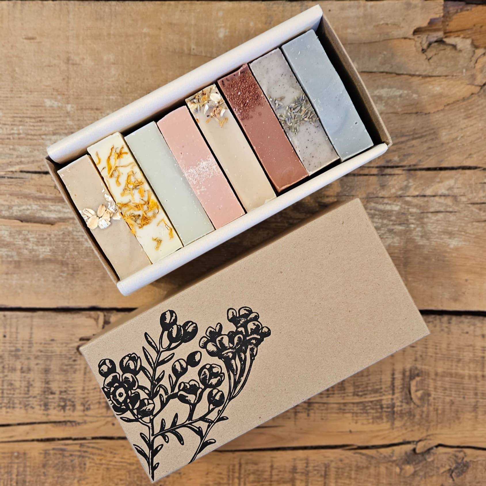 Coffret cadeau  - 8 Savons 100% Naturels