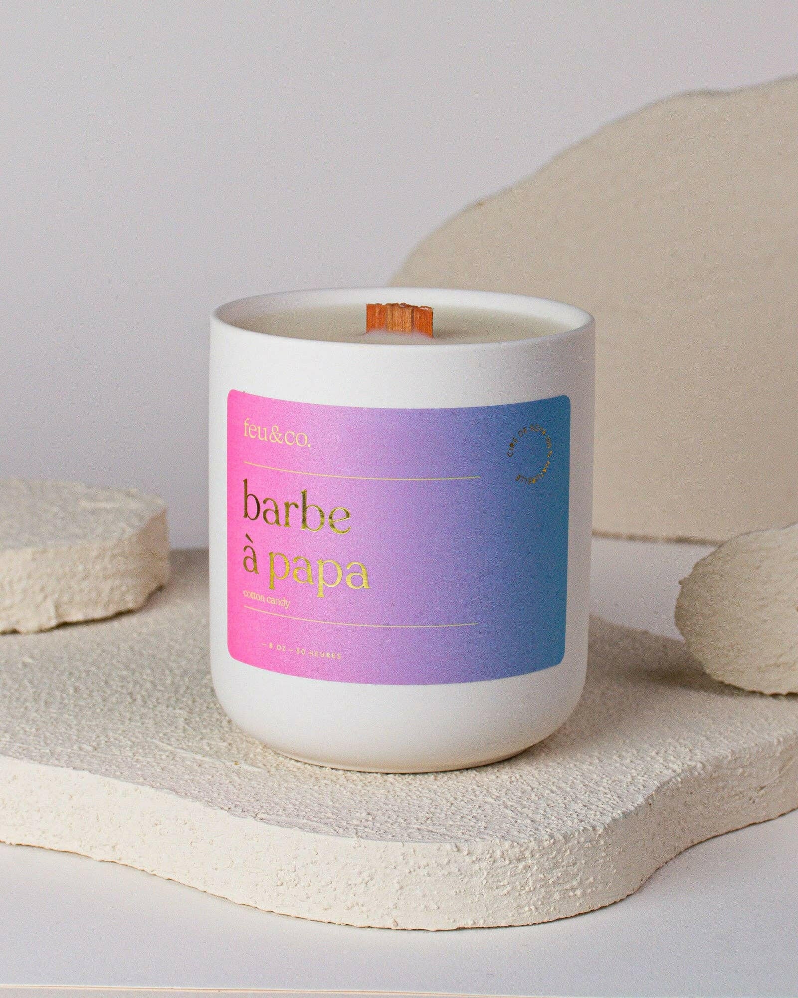 Feu & Co. – Bougie parfumée – Barbe à papa | 8 oz – 50h - Bougies et cires | Ma Boutique Aromatique.
