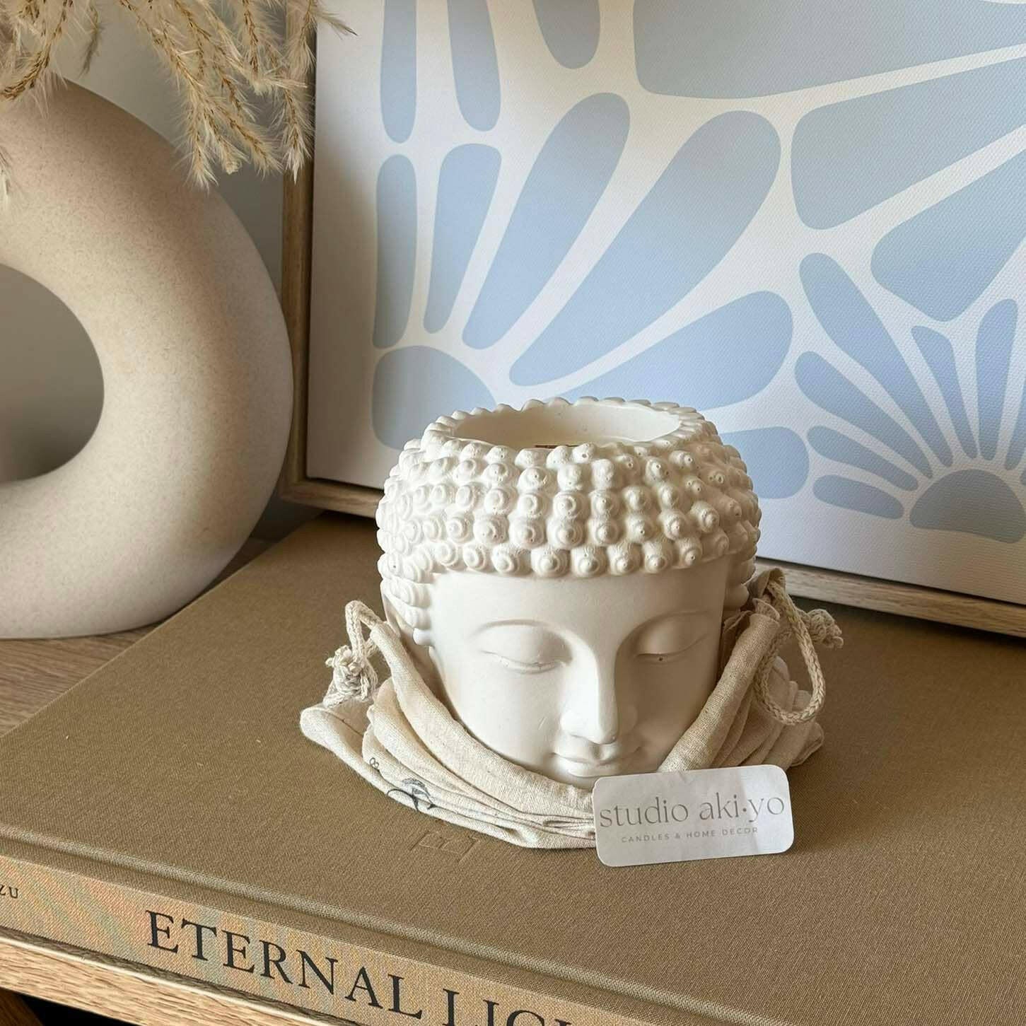 Bougie parfumée en cire de soja Namaste | 5oz | Décor méditatif Bouddha - Bougies et cires | Ma Boutique Aromatique.