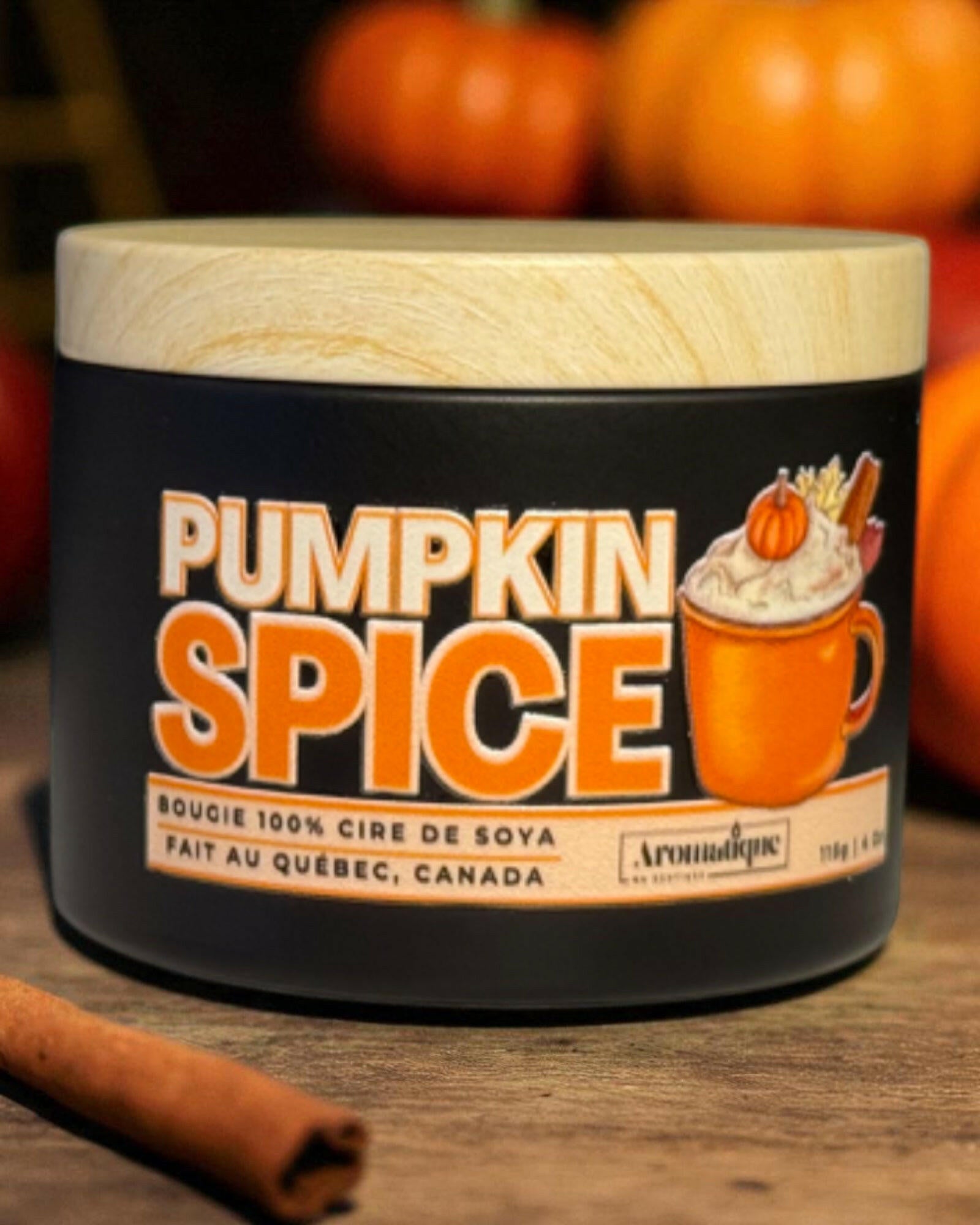 SIKE DESIGN - Bougie parfumée - Pumpkin Spice | 4 oz - 30h - Bougies et cires | Ma Boutique Aromatique.