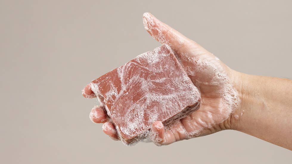 Savon à la canneberge et à