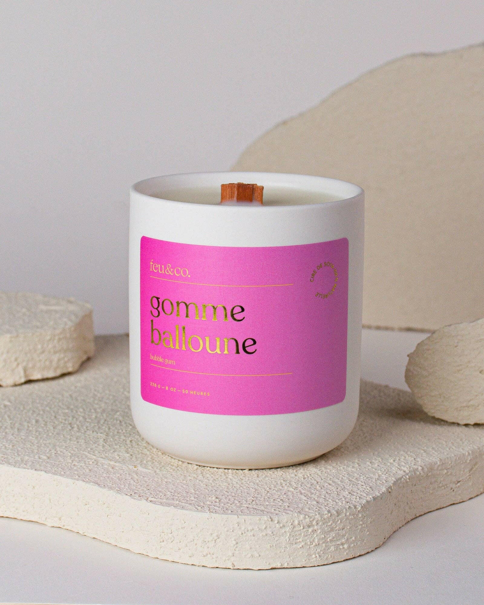 Feu & Co. – Bougie parfumée – Gomme balloune | 8 oz – 50h - Bougies et cires | Ma Boutique Aromatique.