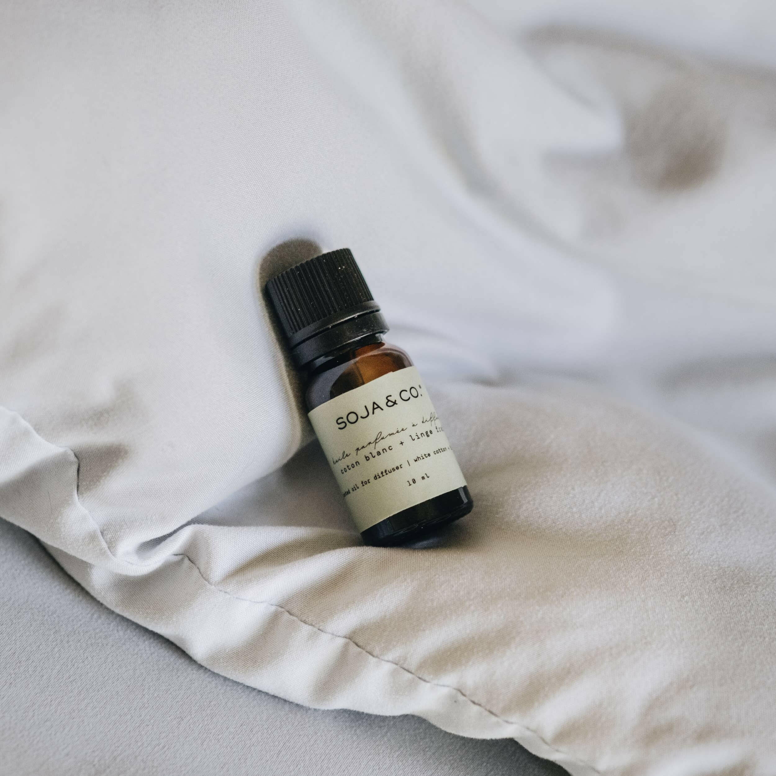 SOJA&CO.®  – Huile parfumée pour diffuseur – Coton blanc & lilas | 10ml - Huiles essentielles | Ma Boutique Aromatique.