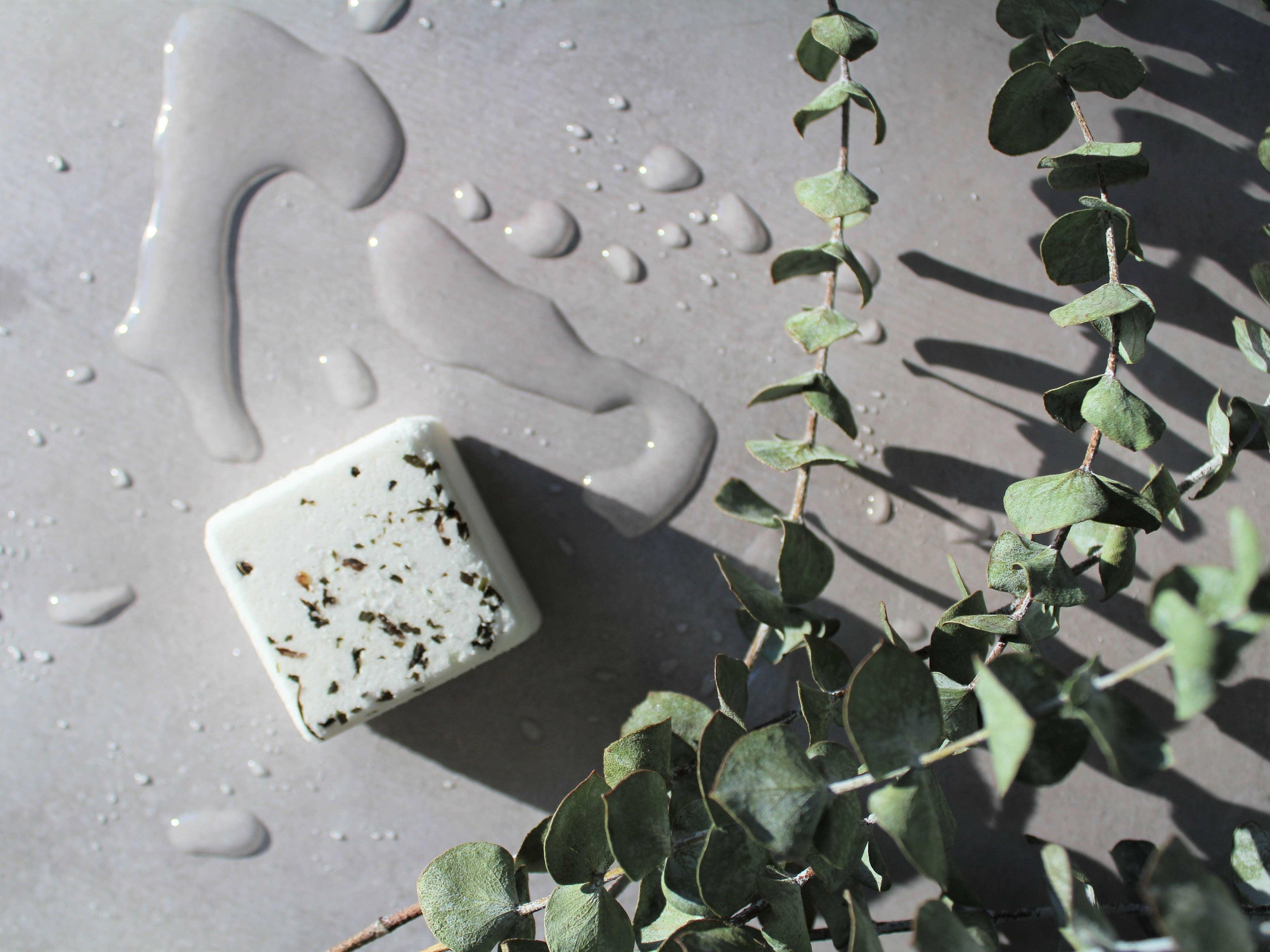 Hudson Soap Co. – Ensemble de 5 bombes de bain – Eucalyptus - Soins du corps | Ma Boutique Aromatique.
